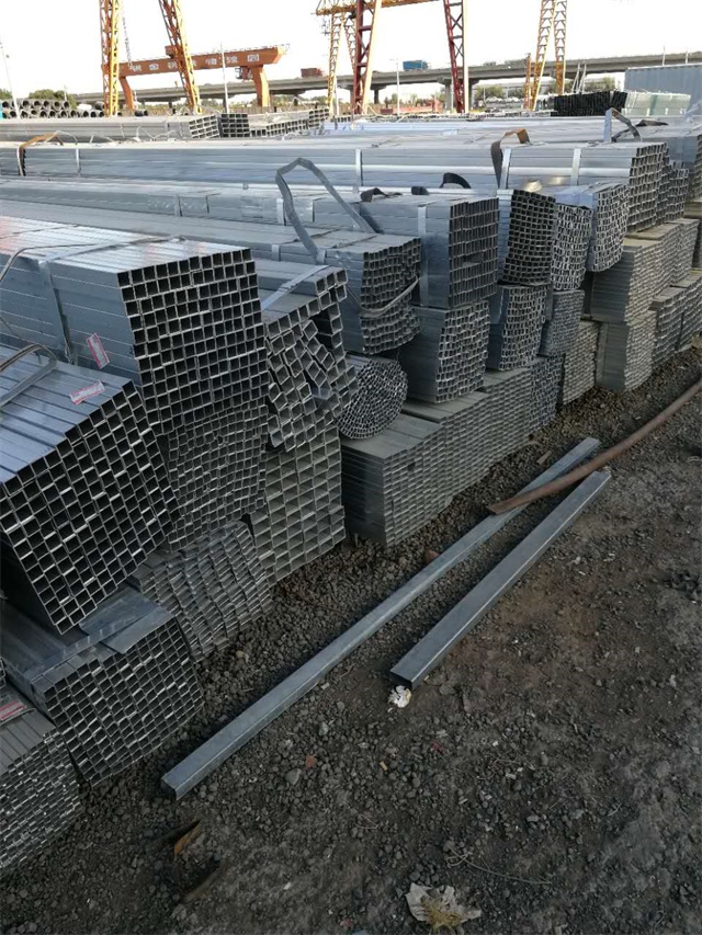Q235B热浸沙市沙市沙市镀锌无缝方矩管 钢结构专用管材